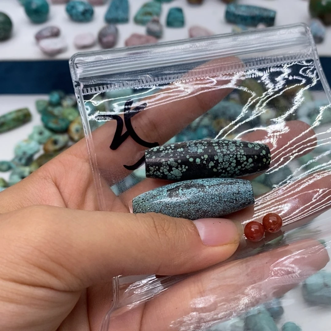 西***光南红玛瑙未镶嵌珠宝奇石