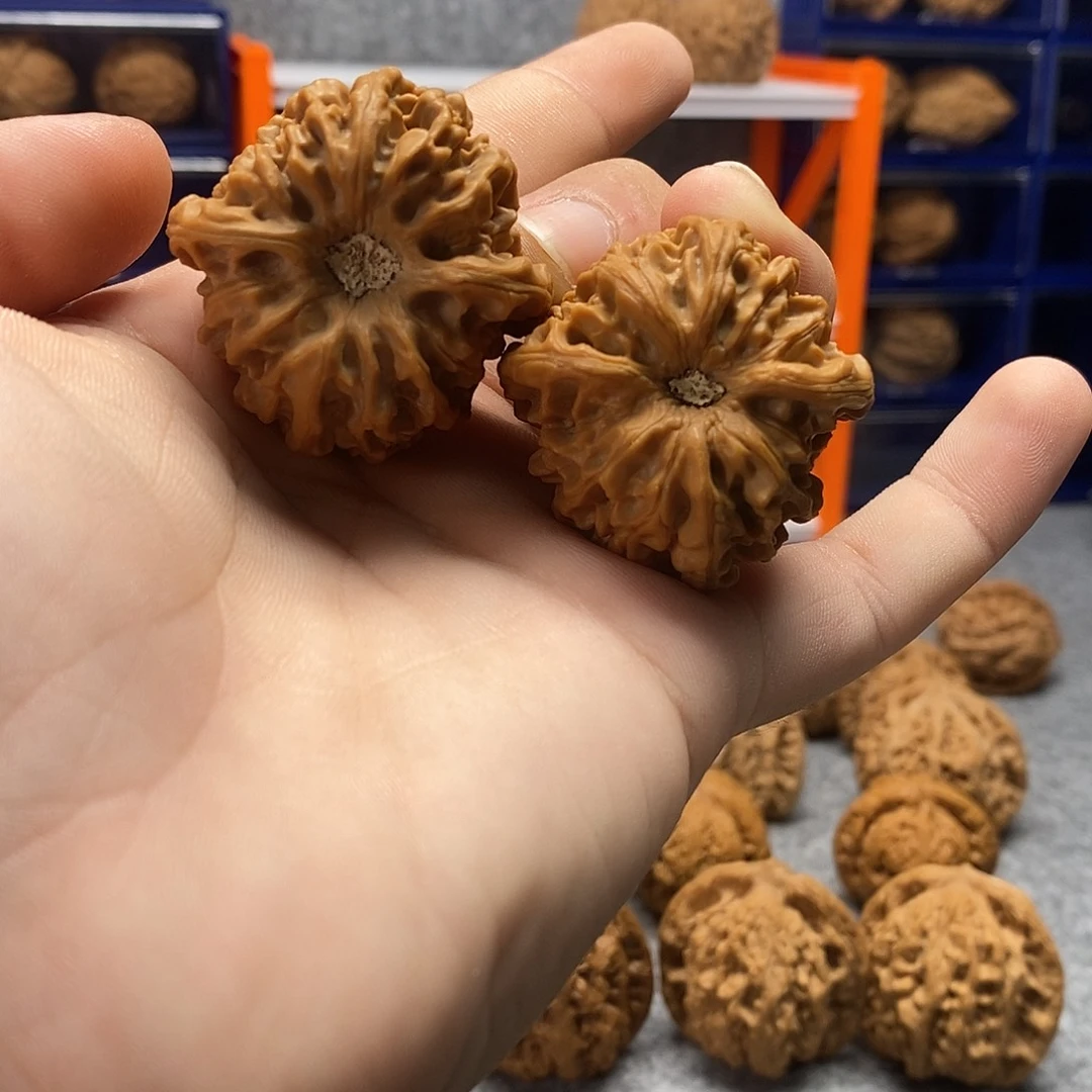 文玩核桃吊坠龙门涧39