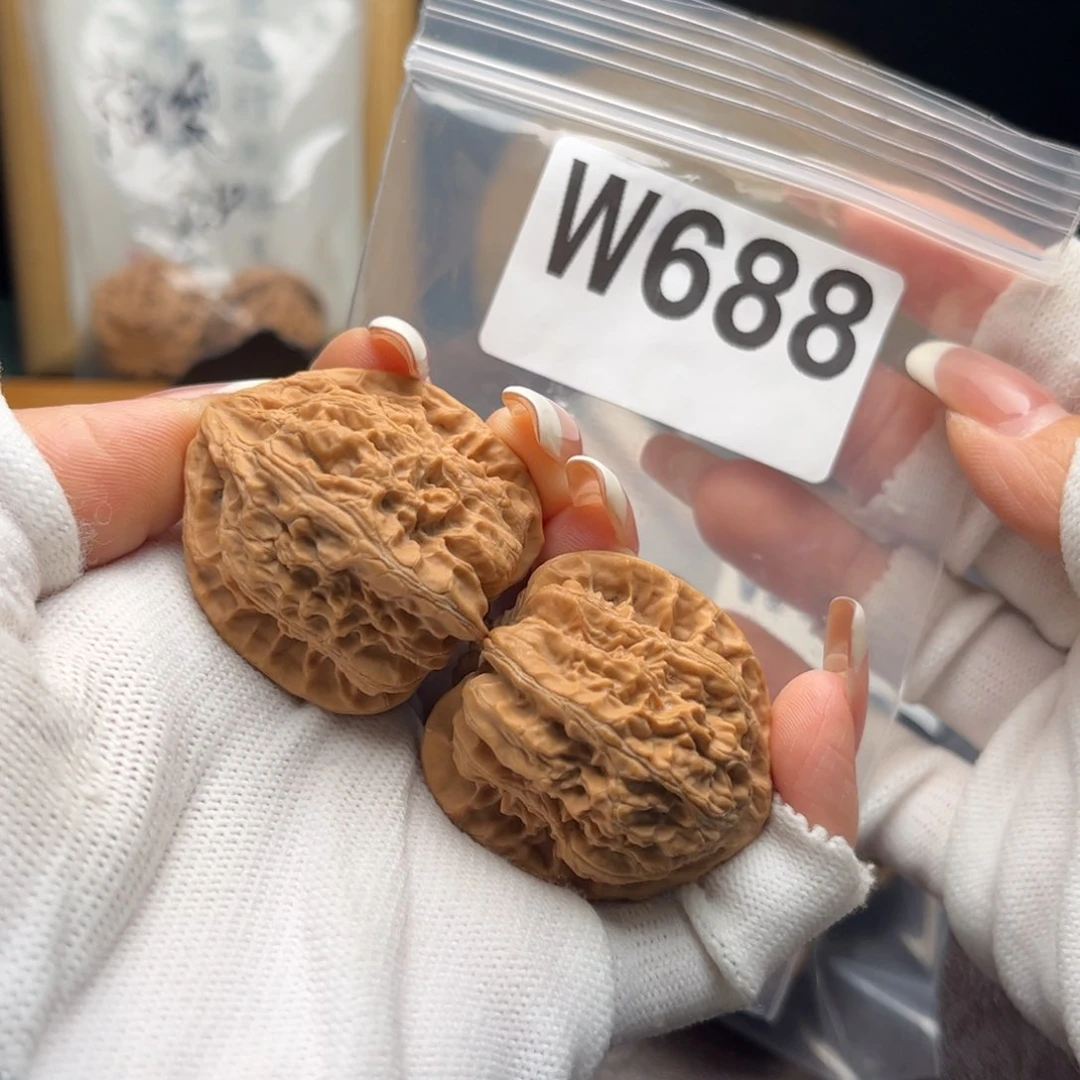 文玩核桃把件37火焰w 688