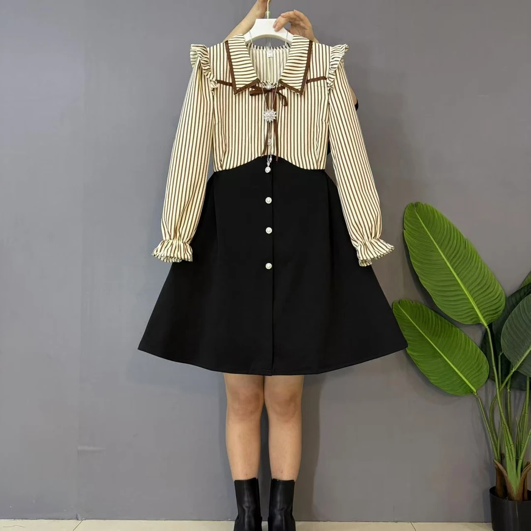 2025新款大码女装时尚洋气条纹拼接衬衫领显瘦连衣裙