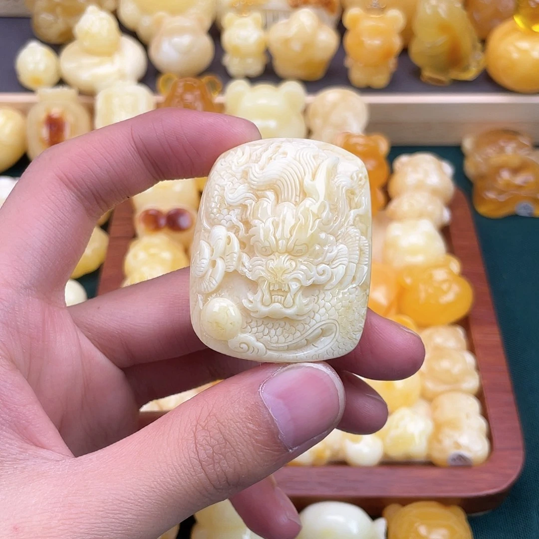 琥珀裸石未镶嵌蜜蜡