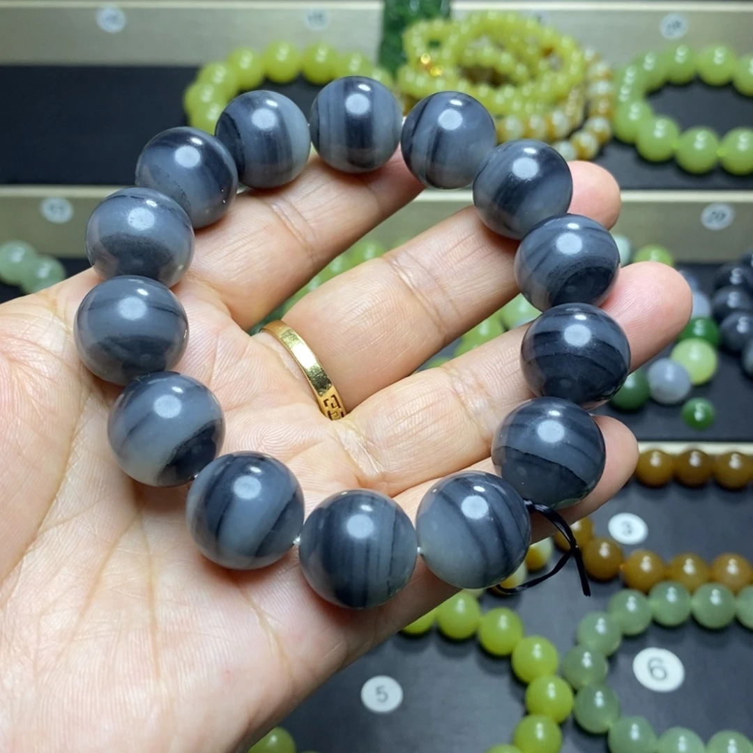 和田玉未镶嵌手串