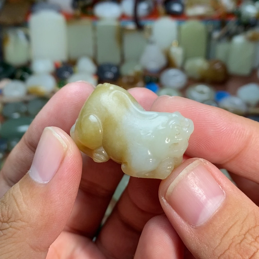 和田玉未镶嵌吊坠(不含链)