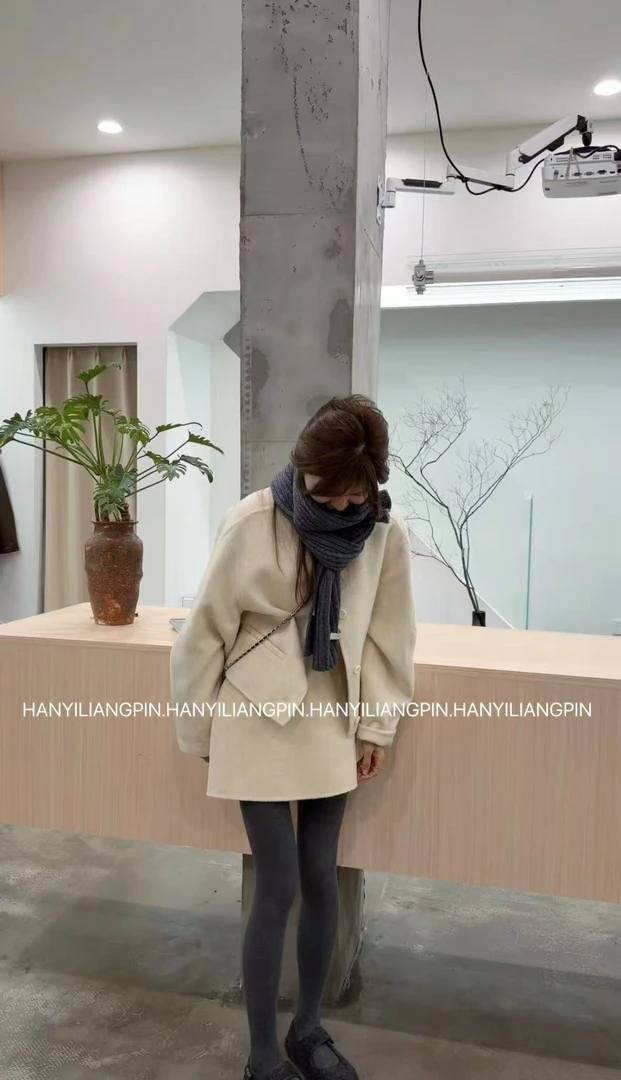 【漫画】韩版气质羊毛外套（不可机洗）