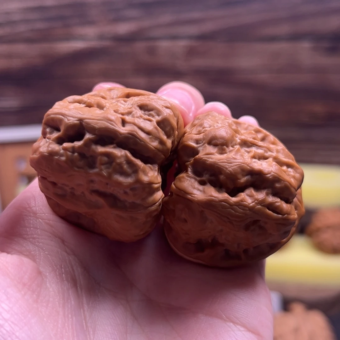 吊坠桃核蛤蟆头闪60