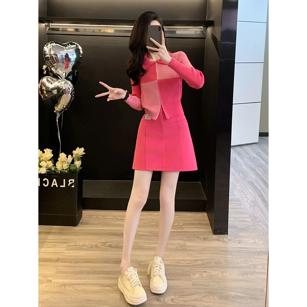 多巴胺早秋穿搭一整套粉色洋气牛仔套装裙女春秋小香风减龄两件套