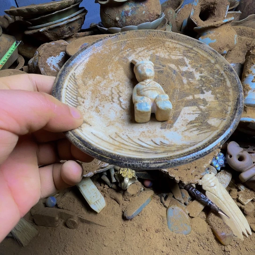 手工艺品琉璃坎坎坷坷我在想着他怎么这么惨这么