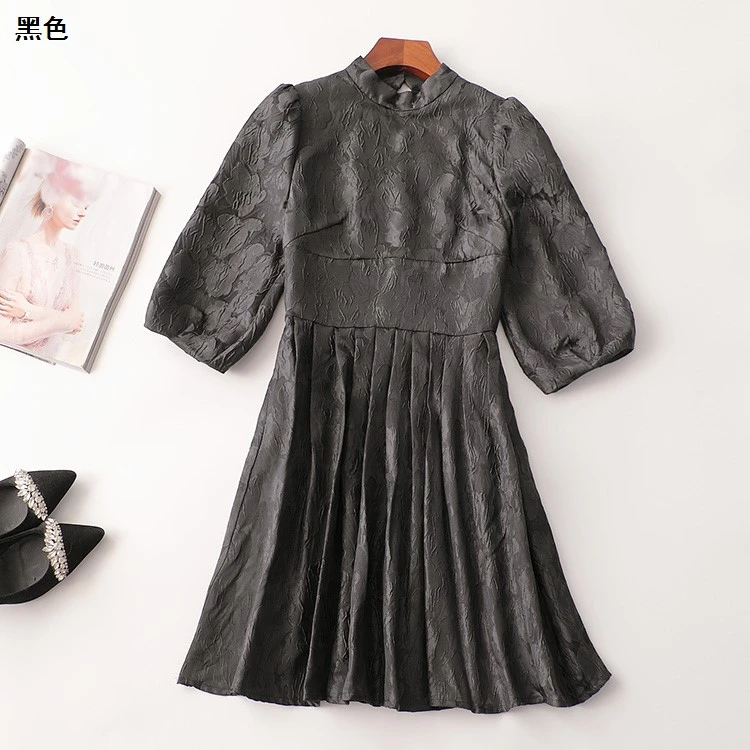 243661秋长款七分袖立领连衣裙