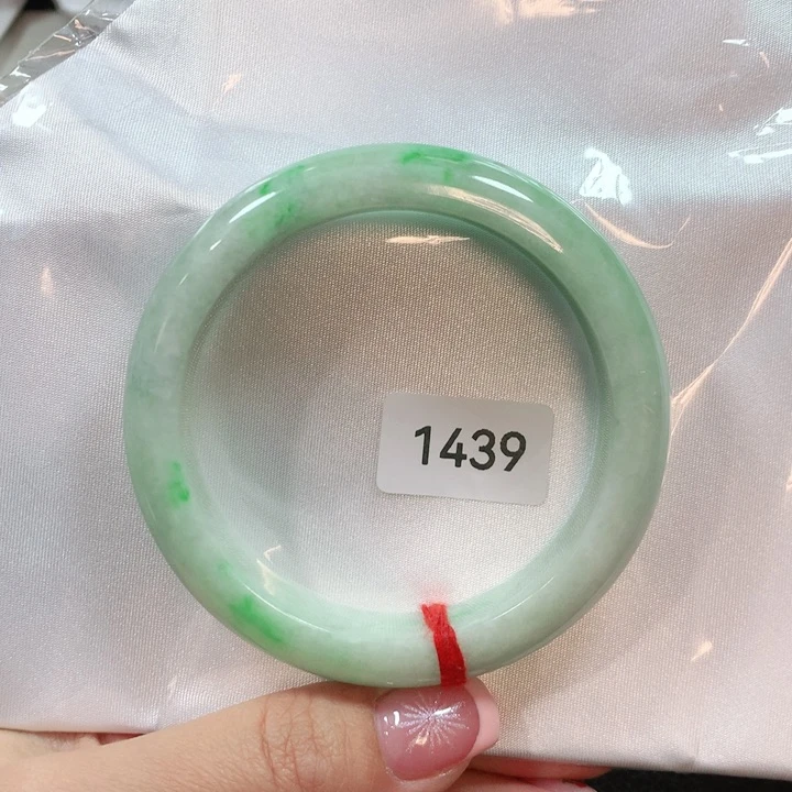 翡翠手镯未镶嵌天然翡翠手镯58