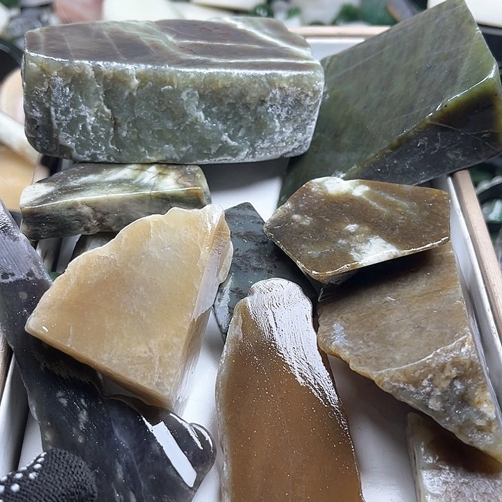 和田玉（糖玉）和田玉边角料9K金镶嵌S