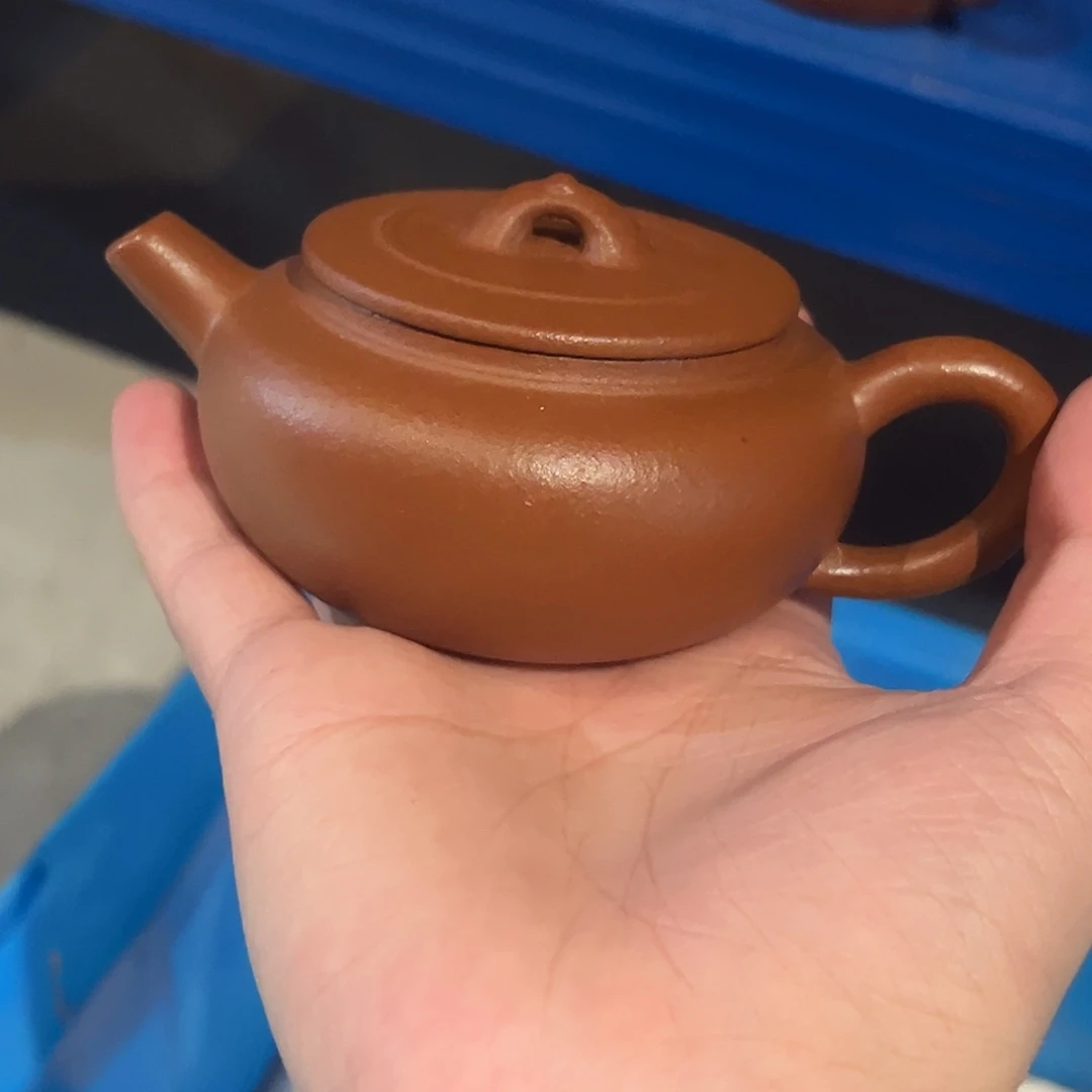 茶壶紫砂紫砂的味道很浓