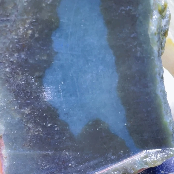 和田玉未镶嵌珠宝半成品