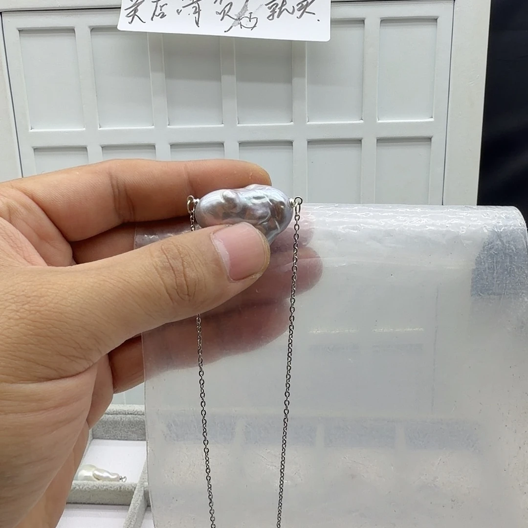淡水珍珠颈饰合金