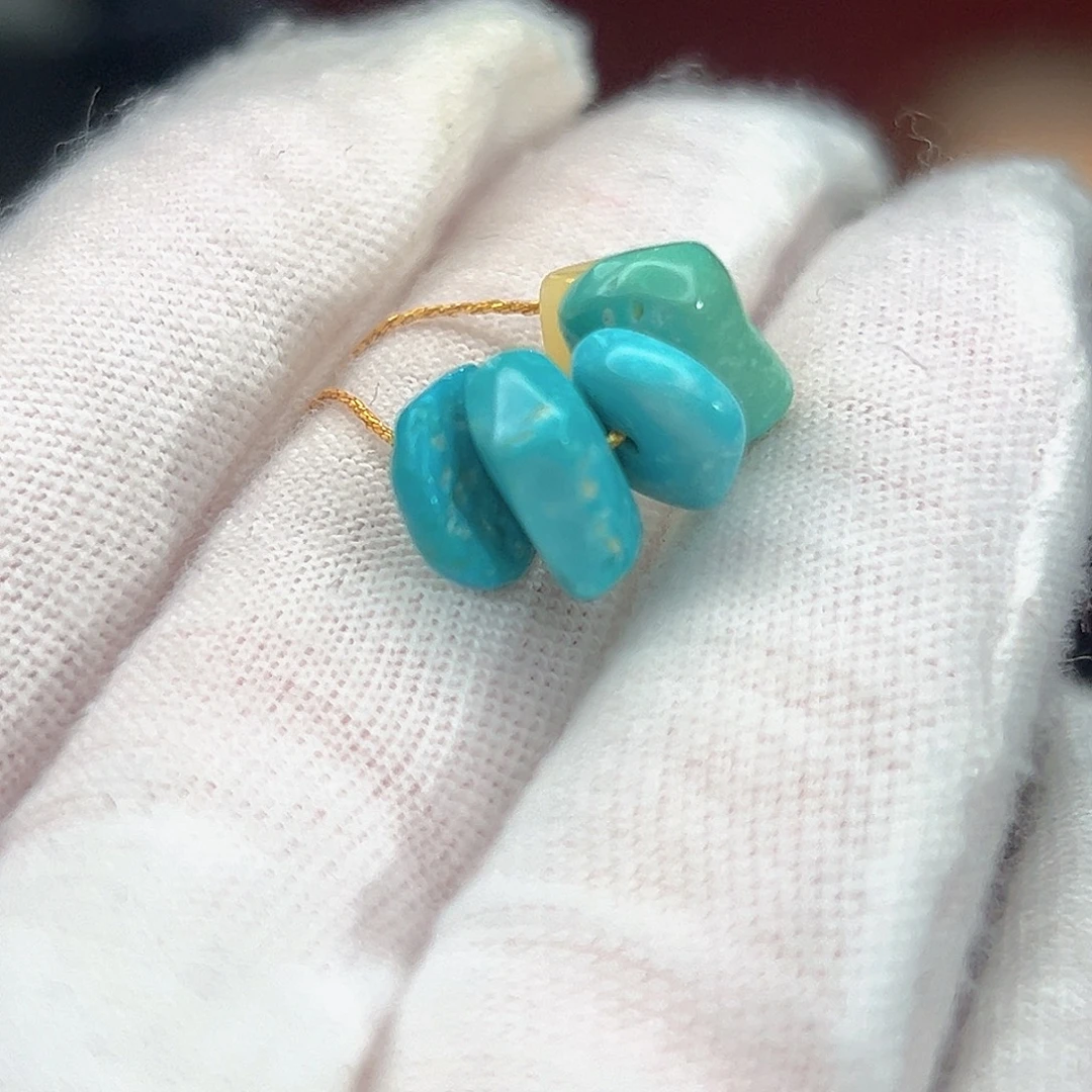 蜜蜡未镶嵌珠宝奇石