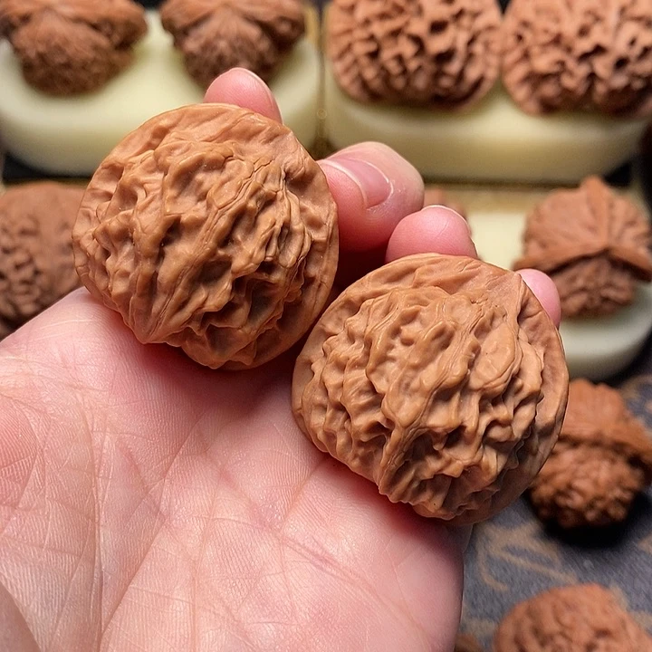 桃核把件全品天地狮子头尺寸36.5