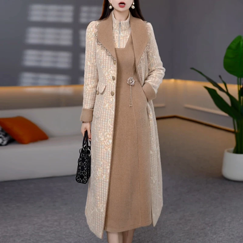 设计感时尚洋气修身简约套装女2025冬季新款加厚保暖连衣裙两件套
