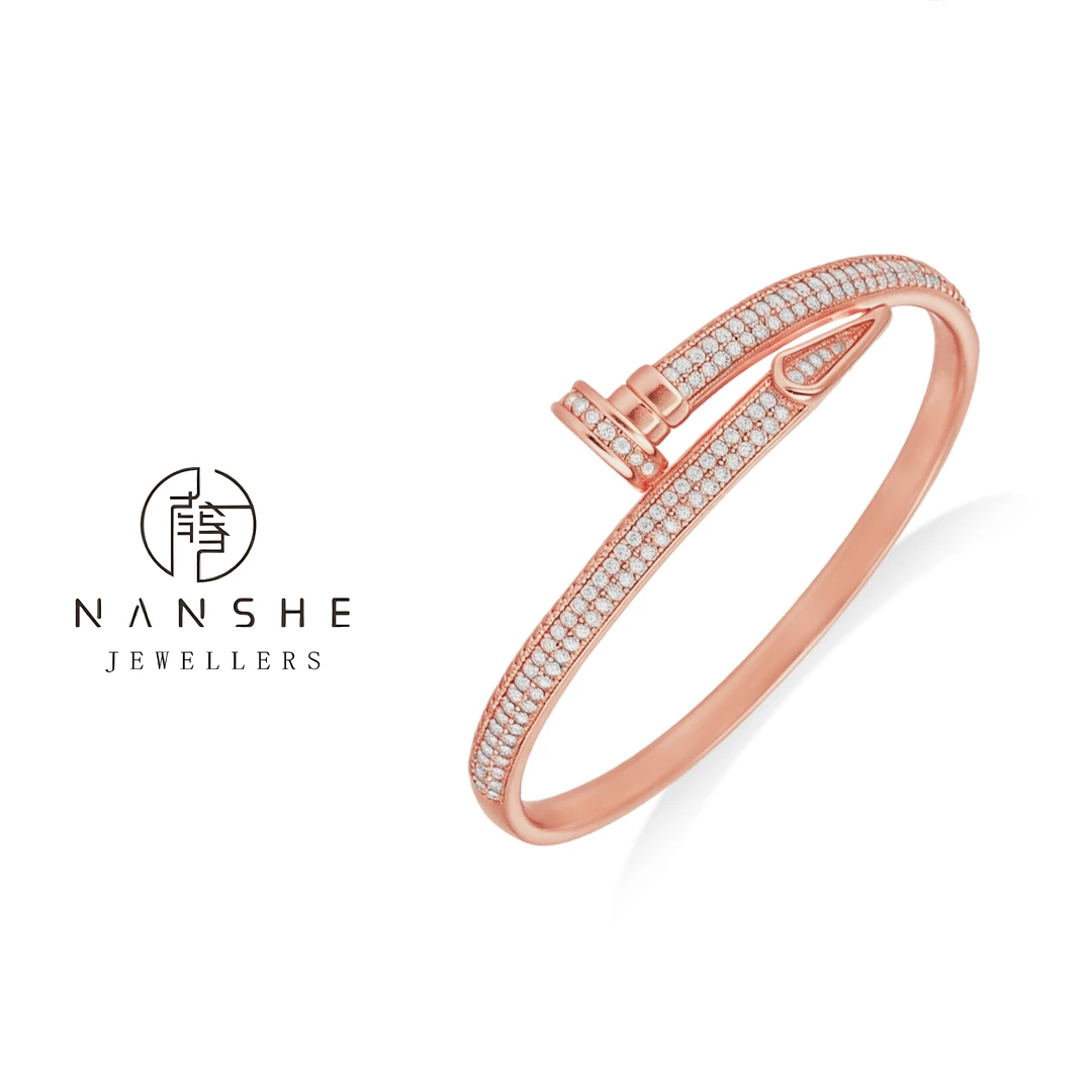 NANSHE/南奢 满天星手镯轻奢蛇骨钉子手镯L1232