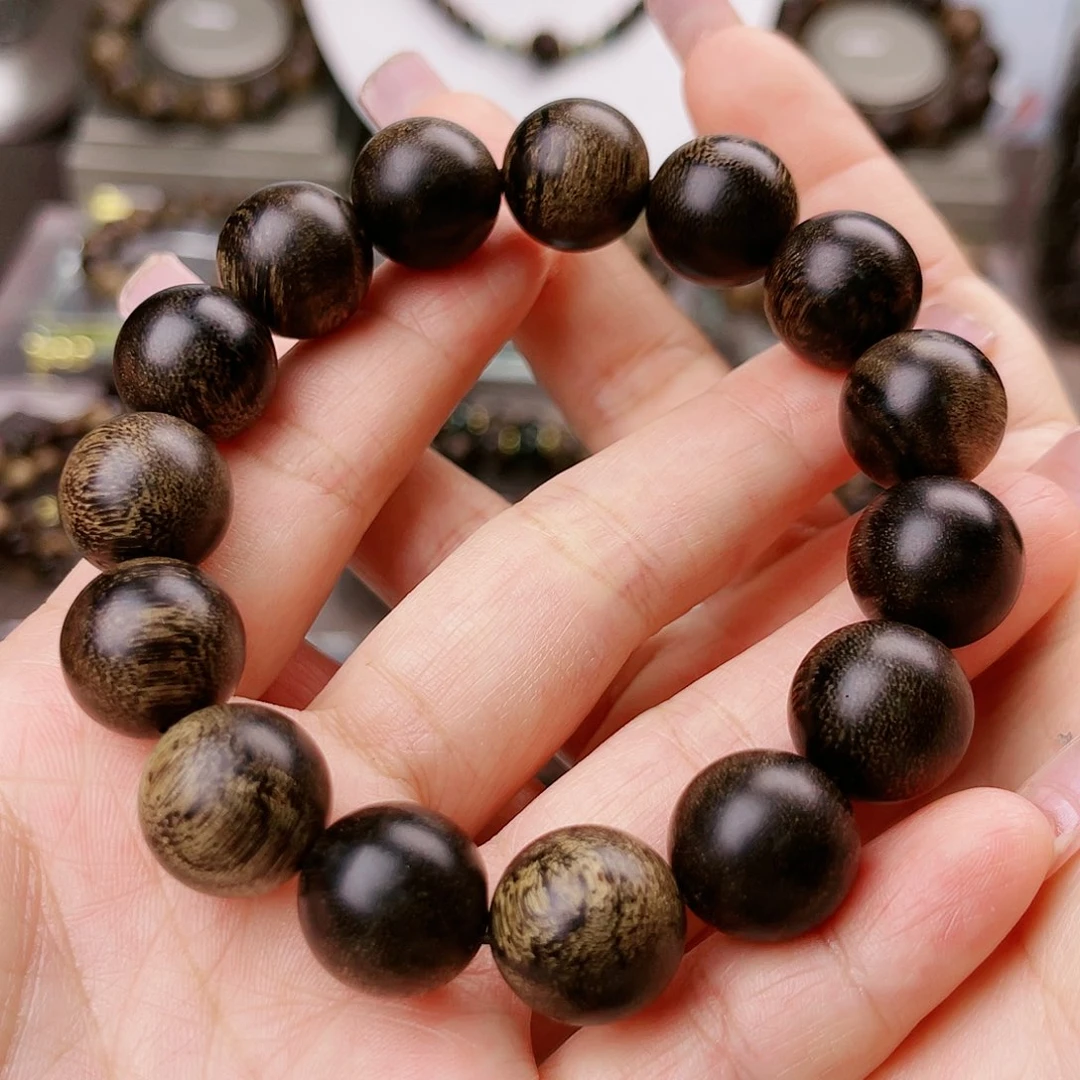 沉香手串三*A越南芽庄老白棋玉化老料满留疤1.4