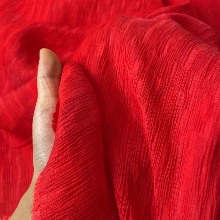 天丝（莱赛尔纤维）红色树皮皱2米