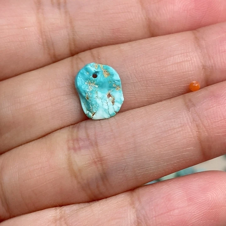 南红玛瑙未镶嵌珠宝奇石
