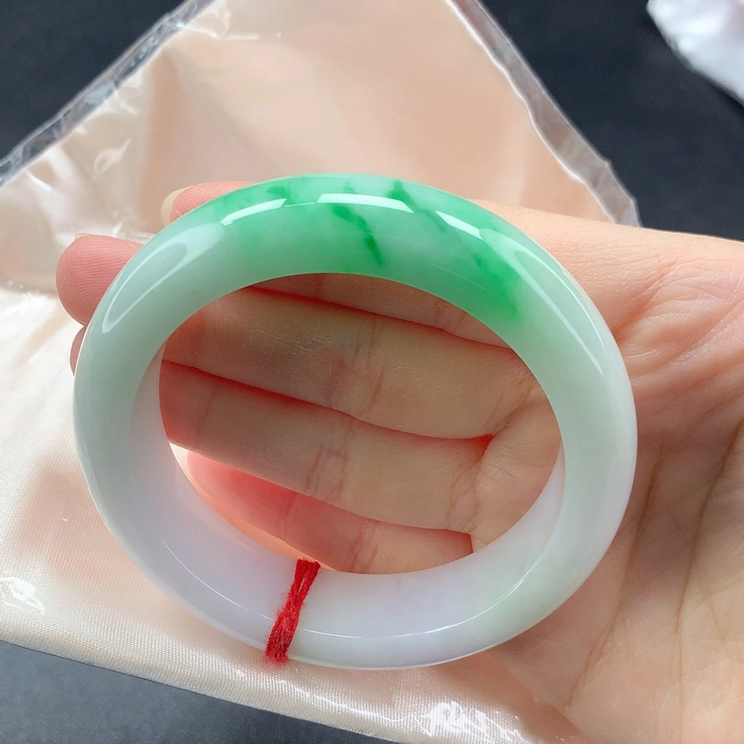 未镶嵌手镯翡翠（39号）（轮胎）