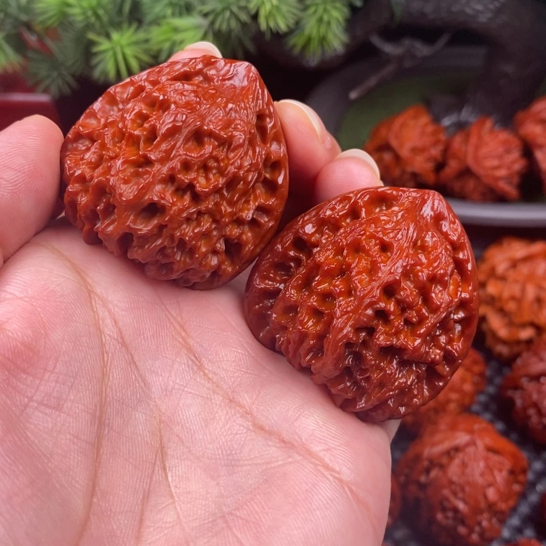 李***田文玩核桃吊坠李丰田 南疆石