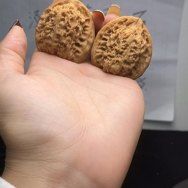 落***殇吊坠文玩核桃涿鹿