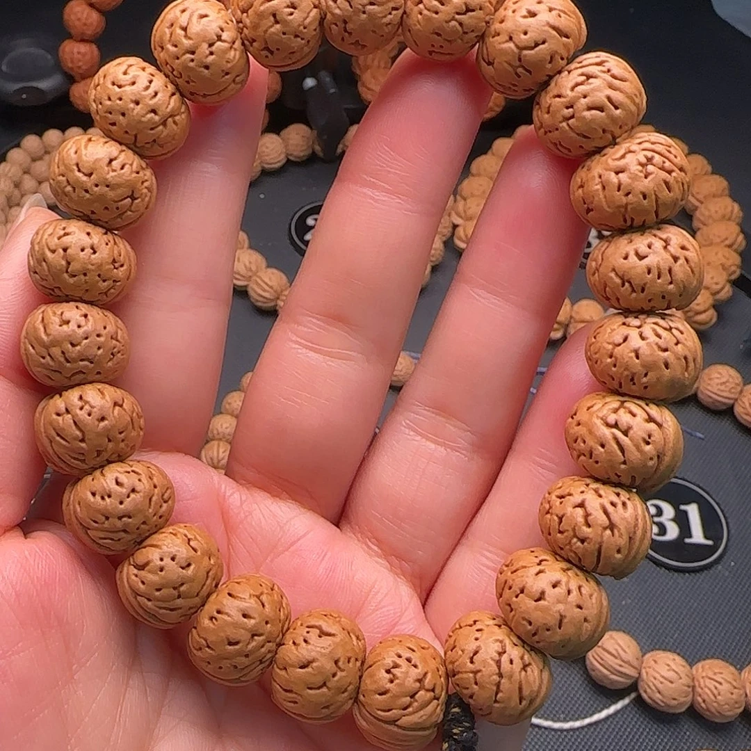 桃核手串老树纽扣