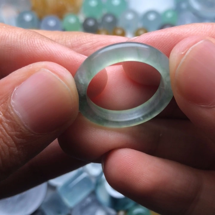 未镶嵌定制翡翠挂件