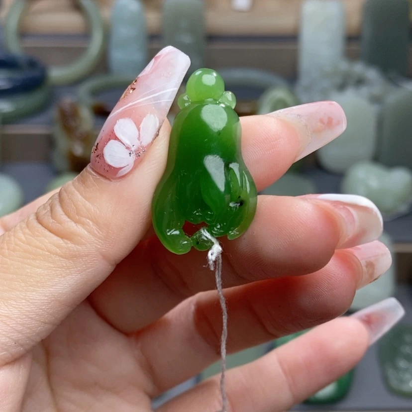 【闪购商品】颈饰未镶嵌和田玉