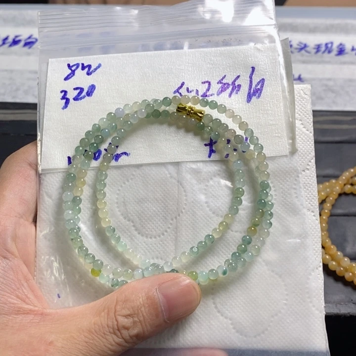 定制翡翠未镶嵌心****?