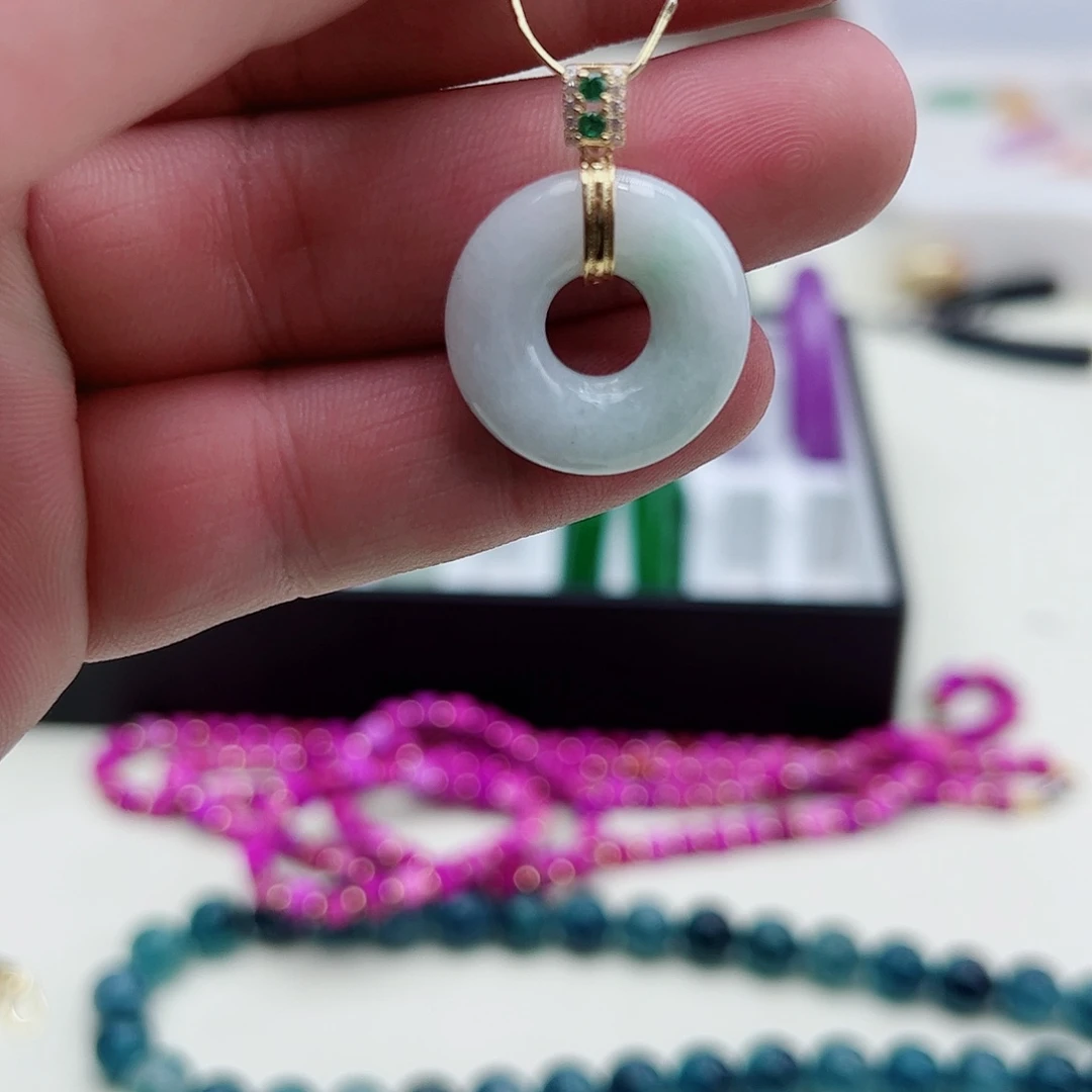 翡翠吊坠(赠链)银S925镶嵌