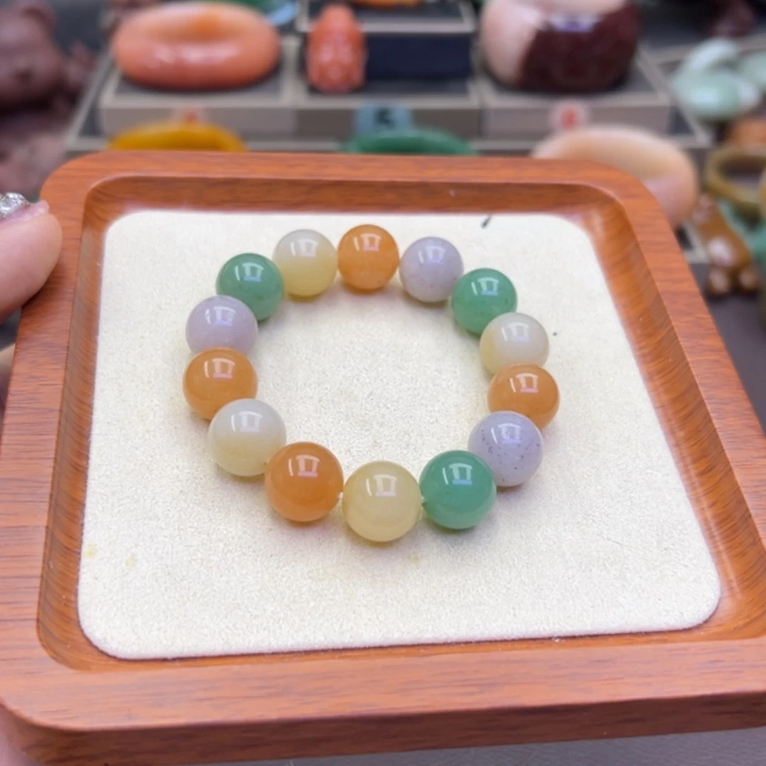 未镶嵌手镯石英岩玉