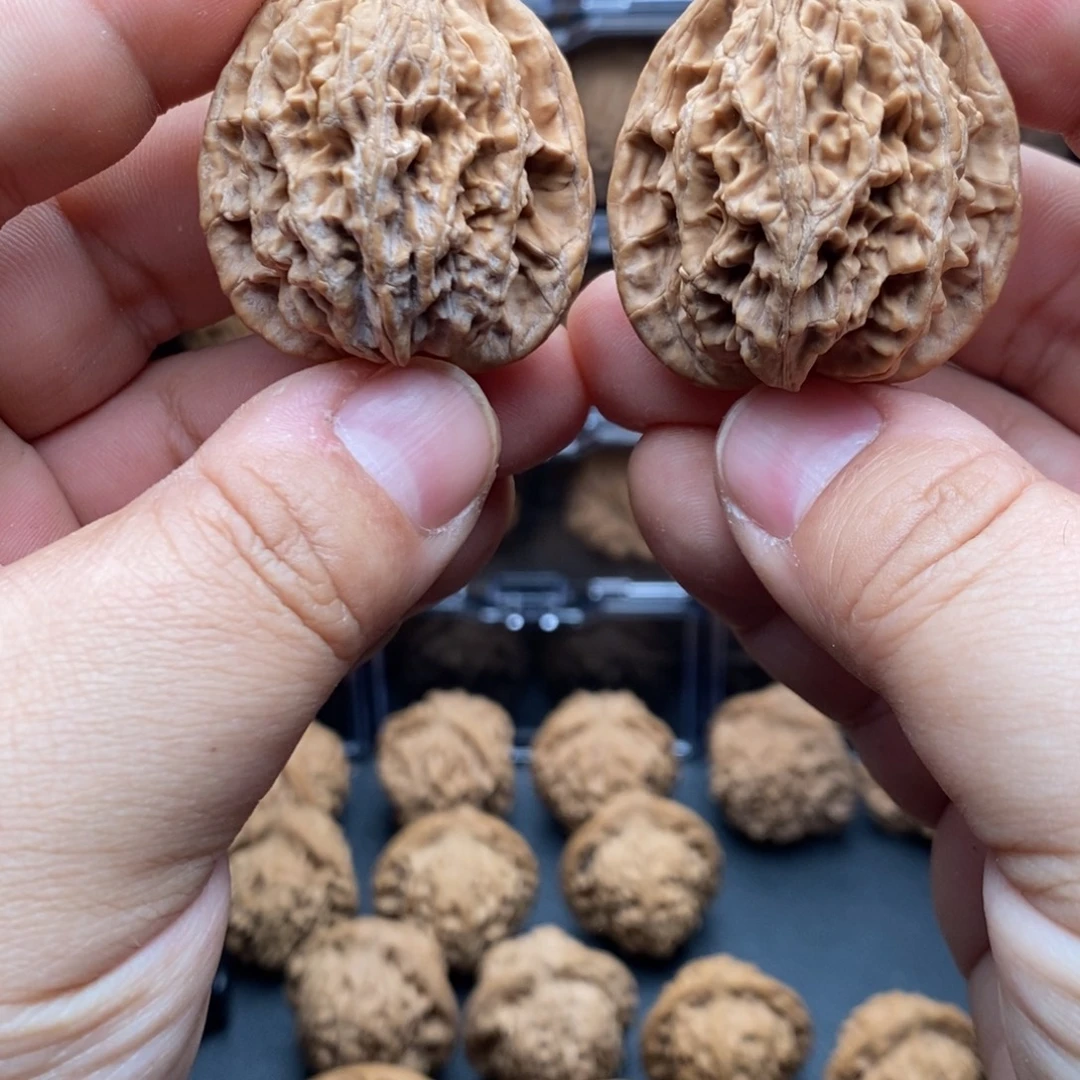 吊坠文玩核桃37堂上虎头