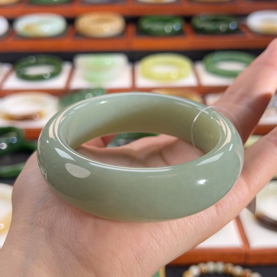 和田玉手镯未镶嵌61.62