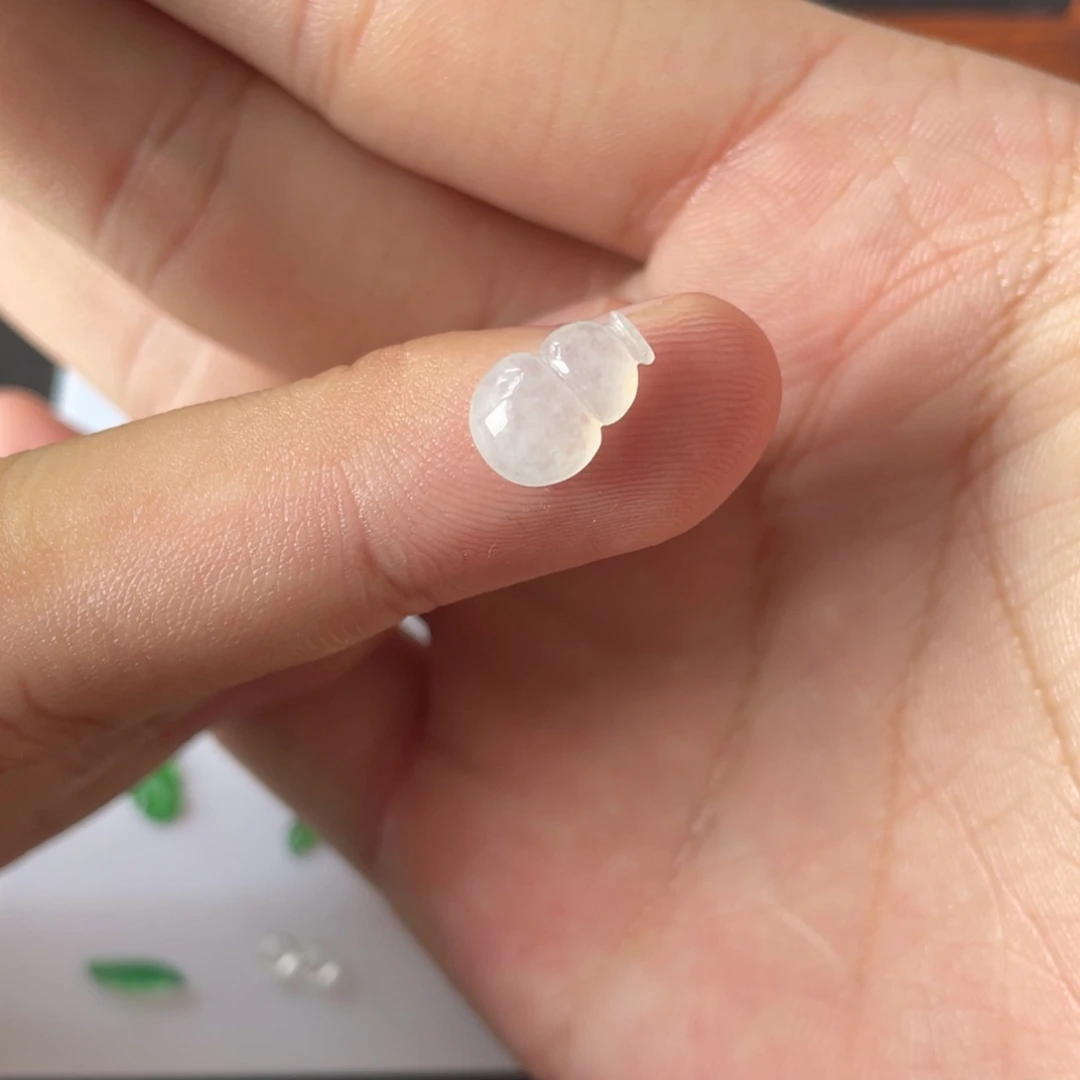 翡翠未镶嵌挂件翡翠珠宝翡翠珠宝