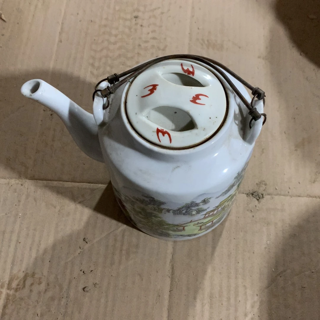 高端大气上档次瓷器。