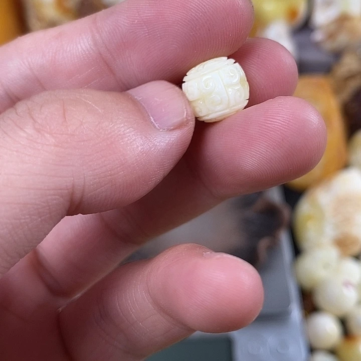 未镶嵌琥珀裸石我