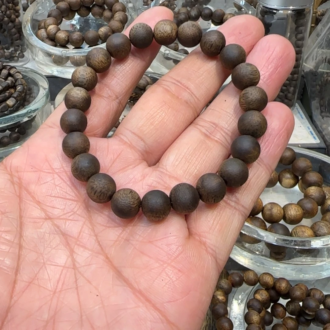 沉香手串?**y1111111111111