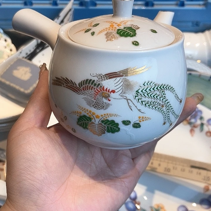 瓷片哈哈哈哈还哈哈哈