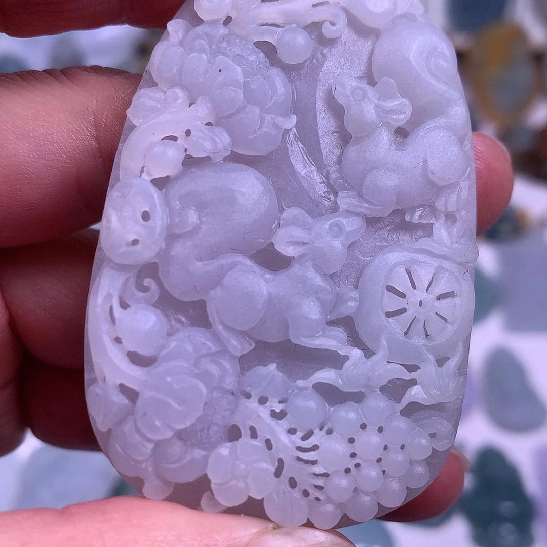 定制翡翠未镶嵌翡翠毛货吊牌