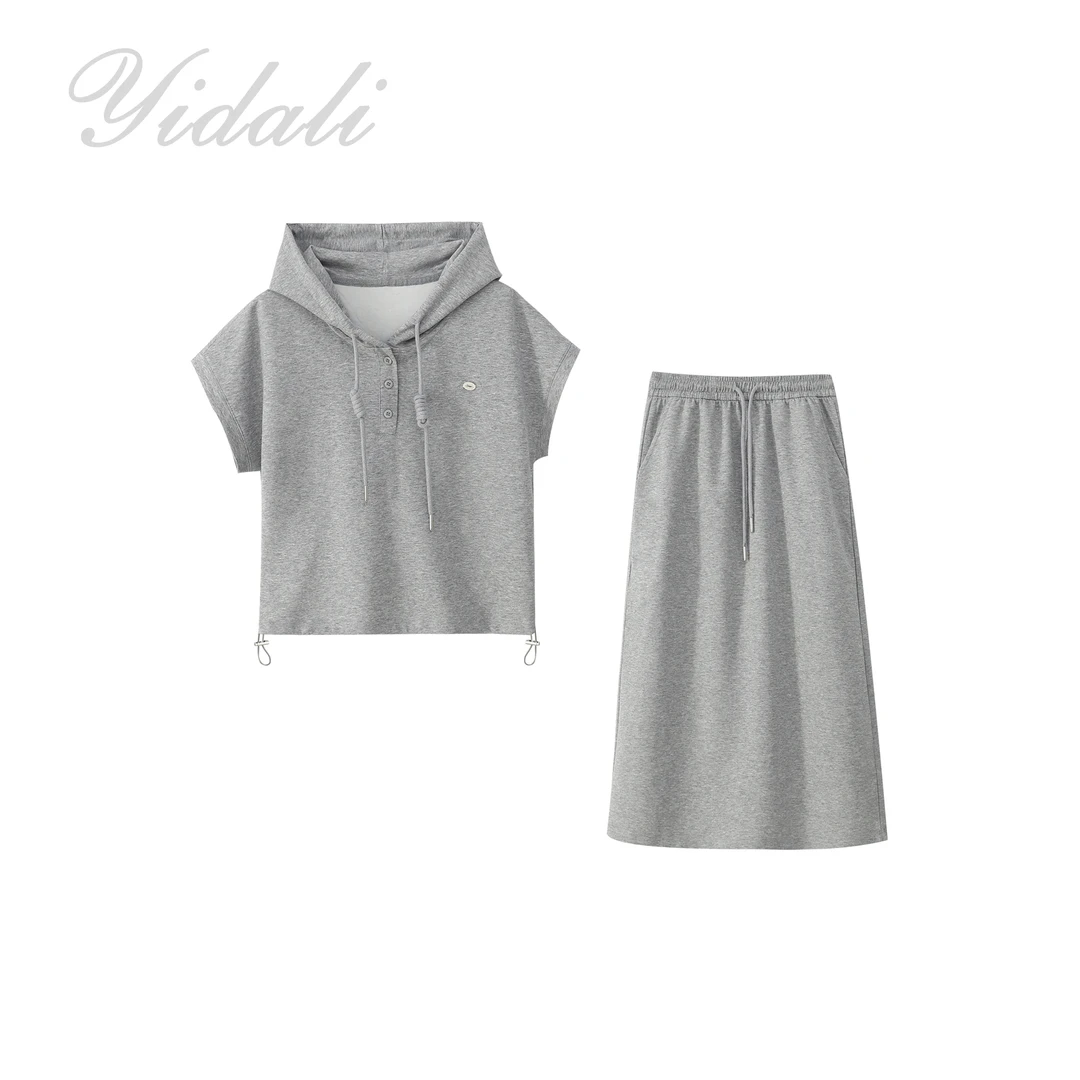 「休闲美学」夏季重磅新品女士休闲简约时尚百搭短袖连帽套装T2521