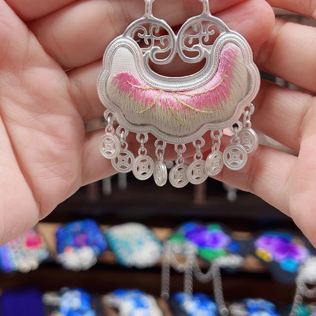 织绣手工刺绣工艺品