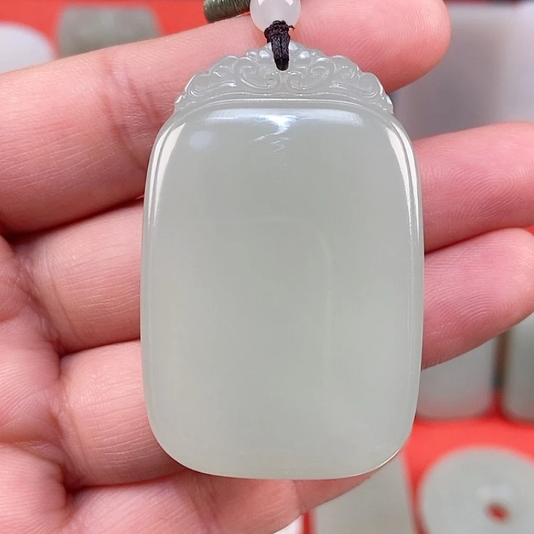 【闪购商品】颈饰未镶嵌和田玉
