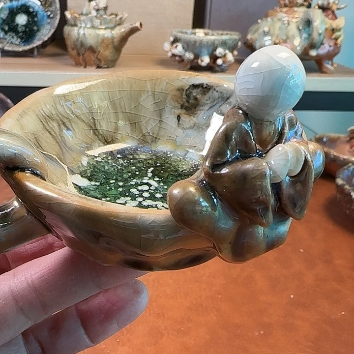 瓷片我们的确是一个，我们