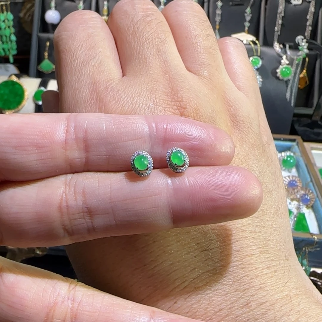 翡翠18K金镶嵌颈饰耳钉