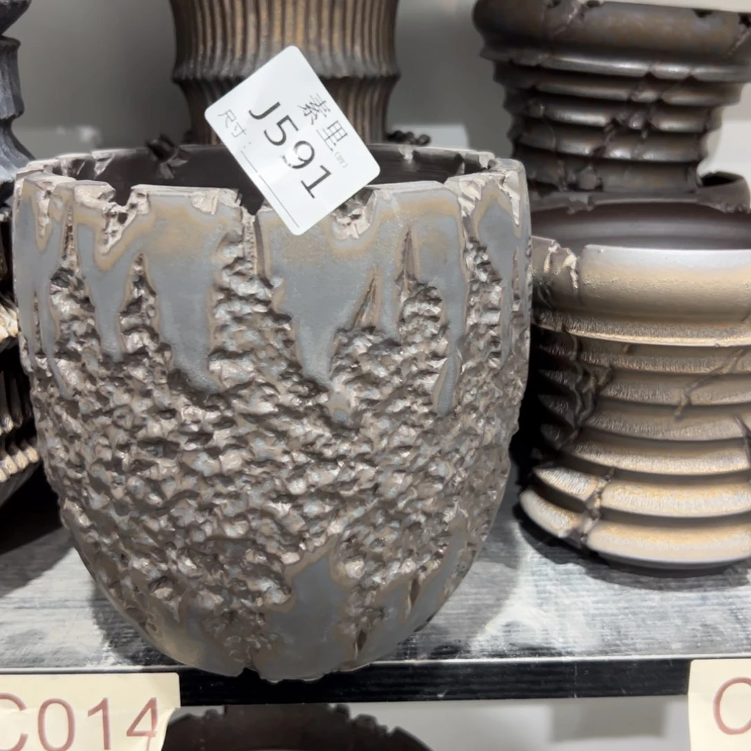 景德镇手工素里胡**缠瑕疵