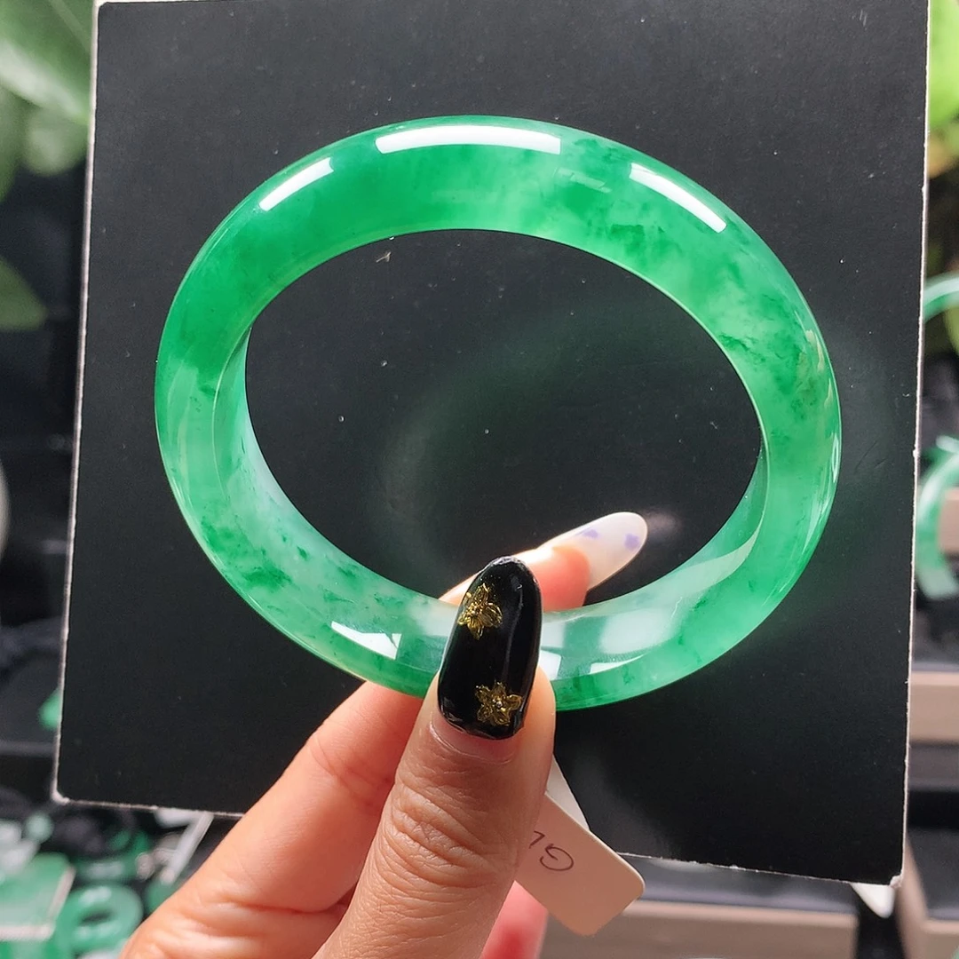 石英质玉未镶嵌手镯60