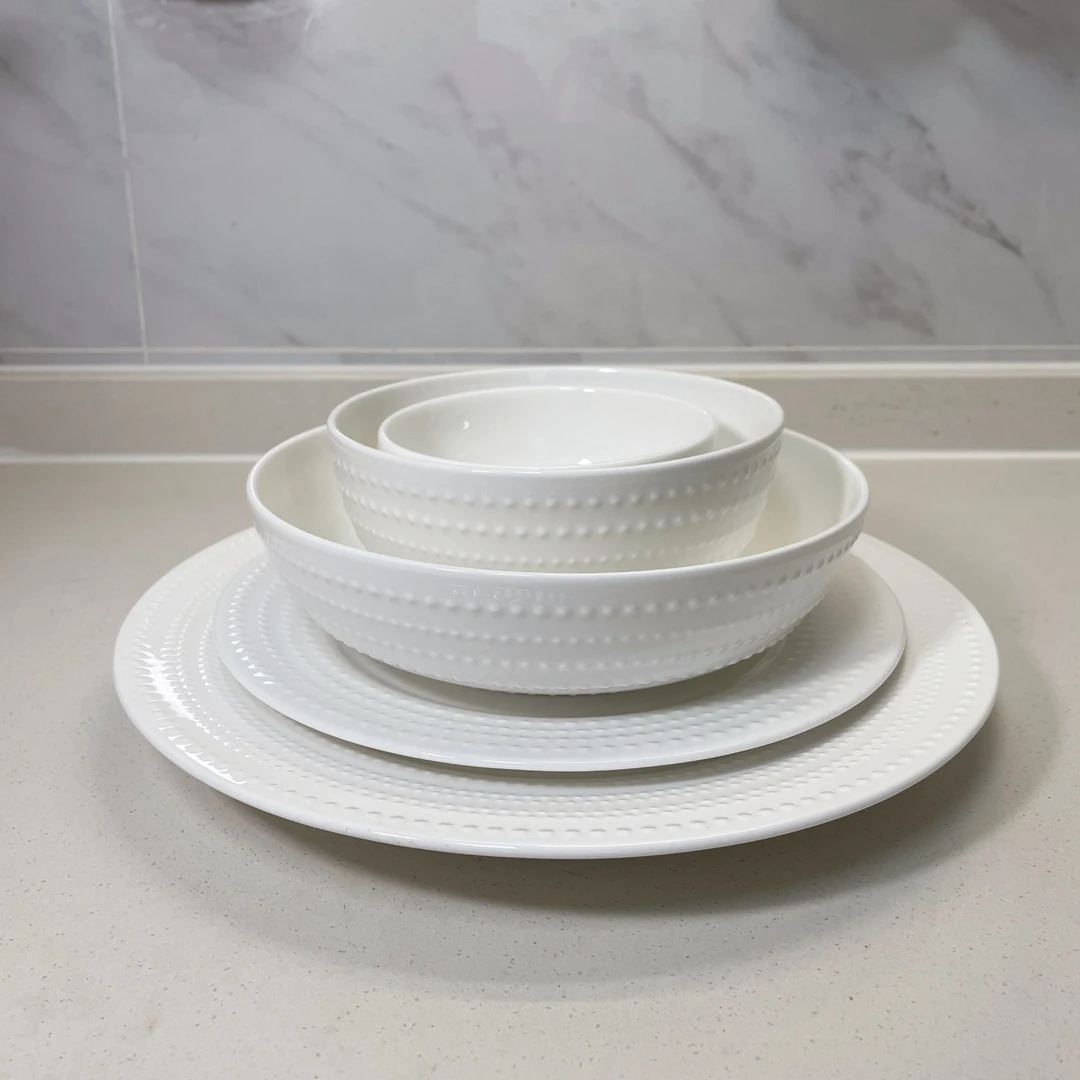 包邮开市客奈莉骨瓷碗盘子纯白家用