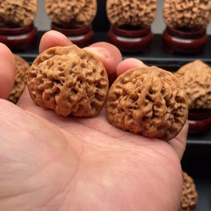 爆***水文玩核桃吊坠38尺寸